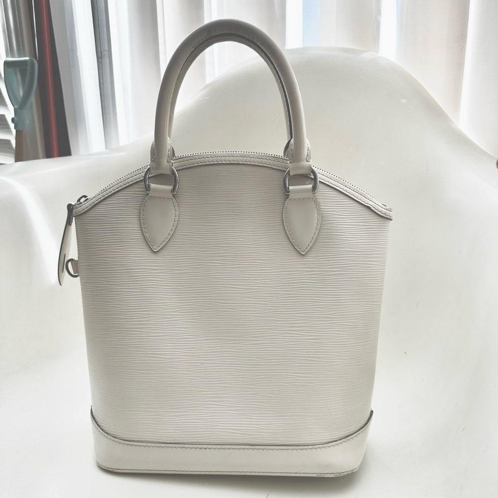 Louis Vuitton Epi Leather Lockit Vertical Handbag Ivory